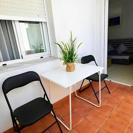 Apartamento Centrico Con Balcon En Conil De La Frontera, Cerca De Playas - Es-180-67 Apartment